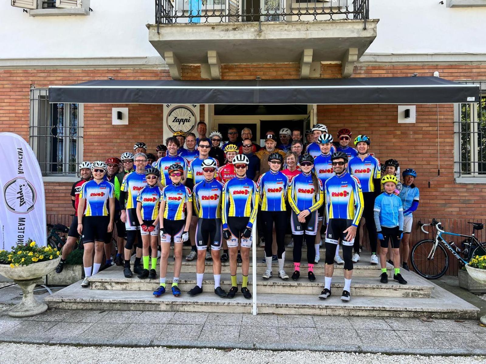 Zappi Cycling Hotel ริโอโล แตร์เม ภายนอก รูปภาพ